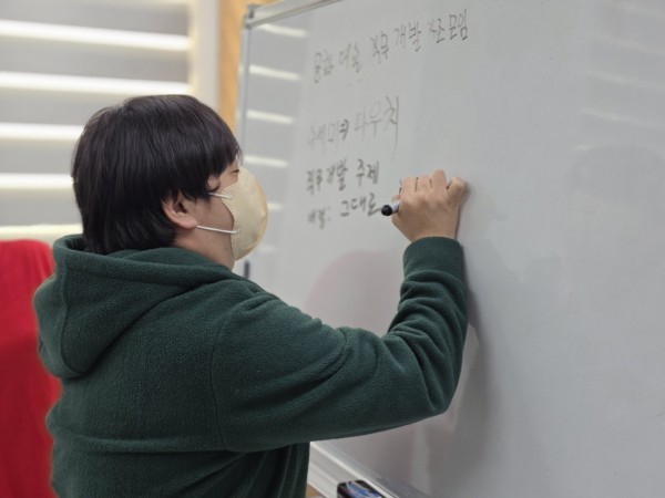 d9166977012422aaf1dcf7c1bd0ff404_1764248